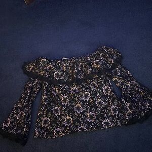 White House black market on or off the shoulder lace top